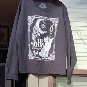 Black Graphic Sweatshirt with Moon and Cat Design